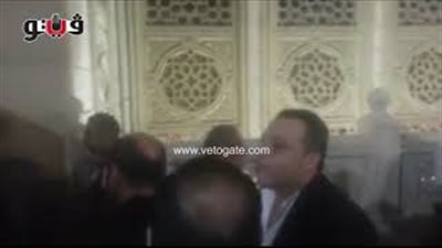 بالفيديو.. حازم إمام وميدو وأنغام في عزاء زوجة مصطفى عبده