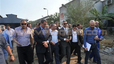 وزير النقل لـ«عمال ورش السكة الحديد»: أنتم بناة مصر الحقيقيون