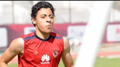 أكرم توفيق يعتذر عن واقعة استبداله أمام الإنتاج