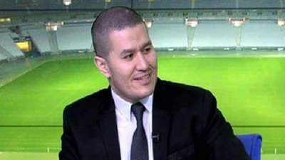 عفيفي ساخرا من خطأ فني لـ«بين سبورتس»: أدهن للشاشة إيه