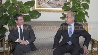 بالصور..«إسماعيل» يبحث مع نظيره الفرنسي تذليل عقبات زيادة صادرات القاهرة لباريس