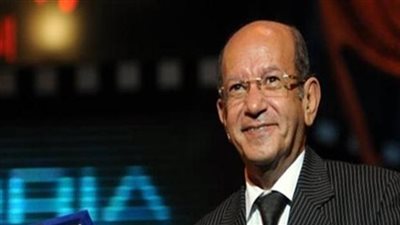 لطفى لبيب ينتهى من 