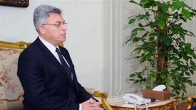 الرقابة الإدارية تعدم مواد غذائية فاسدة بالبساتين