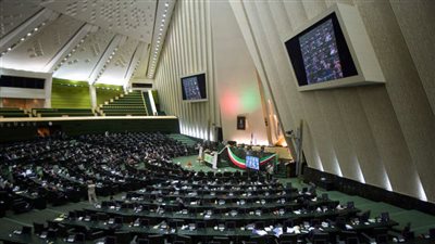 البرلمان الإيراني يدين استفتاء كردستان