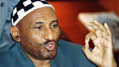 الصادق المهدى: استقلال القضاء يطمئن رجال الأعمال