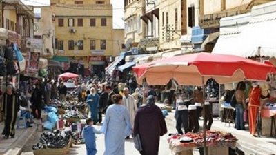 5 حيل لخداع الزبون في السوق.. غش الأسماك بـ«عيون صناعية» لإظهارها طازجة.. تاجر يستخدم «خفة اليد» لاستبدال الطماطم السليمة بفاسدة.. «تجويف الميزان» وسيلة تجار المواشي في ا