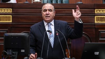 أبو بكر الجندي: مؤشرات الاقتصاد تشهد تحسنا ملحوظا