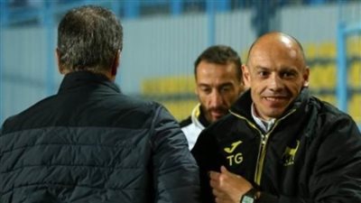 تاكيس جونياس يكشف سبب استبعاد محمد عبد المنصف أمام الإنتاج