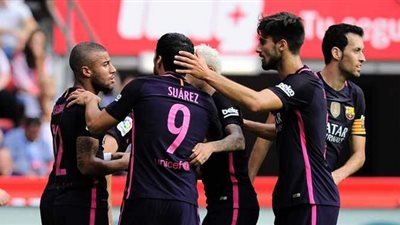 اليوم.. برشلونة ضيفا ثقيلا على مونشنجلادباخ في دوري أبطال أوروبا