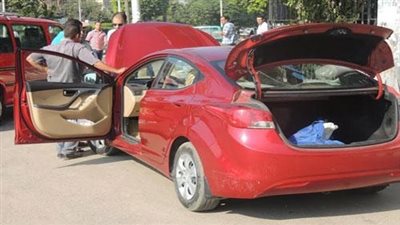 ضبط سيارة مجهولة بالطريق الزراعي السريع في البحيرة