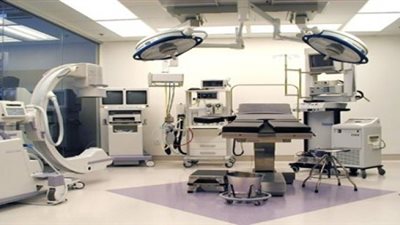 «هنبني مصر بالعمل» تتبرع بأجهزة طبية للمستشفى المركزى في الخانكة