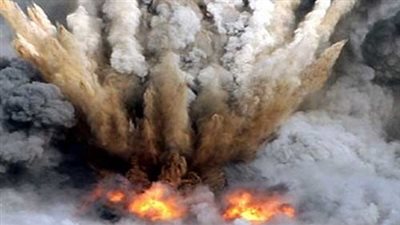 الأمن يفجر نفقا على الحدود مع غزة