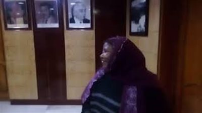 «زغاريد» بديوان عام أسوان فور وصول المحافظ الجديد ونائبه (فيديو)