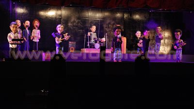 بالصور.. سهرة «الكينج» على مسرح عرائس ساقية الصاوى