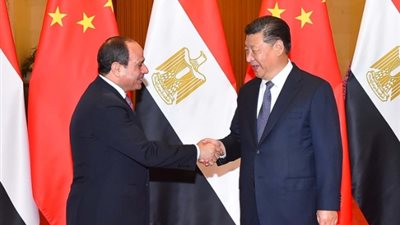 نشاط ثالث أيام السيسي في الصين.. الرئيس يشارك في منتدى الحوار بين القادة الصينيين والأفريقيين.. يعلن دعم مصر لحكومة وشعب جنوب السودان.. و«شي جين» يعلن تقديم تمويل بقيمة 60 مليار دولار لأفريق