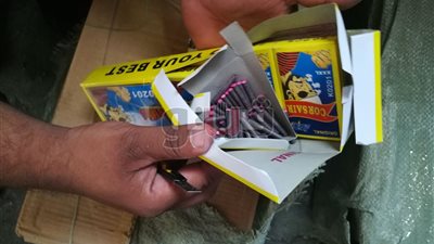 بالفيديو.. ضبط حاوية ألعاب نارية في ميناء دمياط