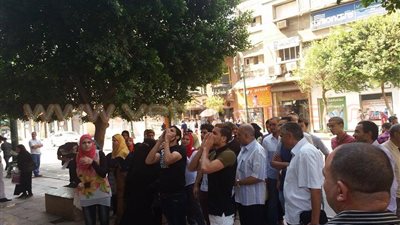 بالصور.. وقفة لطلاب الثانوية السودانية أمام «التعليم العالي»