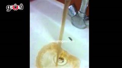 بالفيديو.. مواطن من داخل منزلة بطوخ يصور مشهدا مقززا لمياه الشرب
