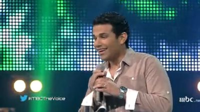 بالفيديو.. شيرين عبد الوهاب تضم علاء فؤاد لفريقها