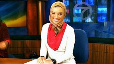 بالفيديو والصور.. 6 معلومات لا تعرفها عن أول محجبة تظهر على غلاف «بلاي بوي»