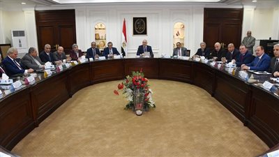 حزمة تكليفات من وزير الإسكان لرؤساء شركات مياه الشرب والصرف الصحي