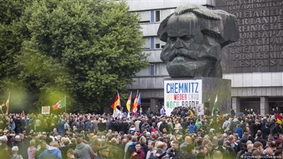 دروس مُستفادة من كيمنتس.. اليمين غارق في القلق والحسد