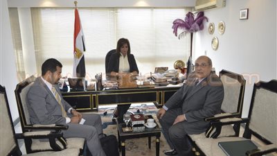 بالصور.. وزيرة الهجرة تستقبل رئيس اتحاد المصريين في أوروبا