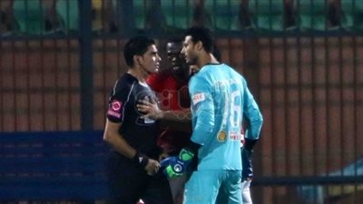 في خطاب رسمي.. الأهلي يحدد 4 مطالب لاتحاد الكرة بعد أزمة التحكيم