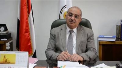 رئيس جامعة أسيوط يستقبل وفد «الأقباط الأرثوذكس» لتهنئته بمنصبه