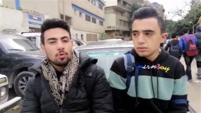 طالبان بالصف الثاني الثانوي: 