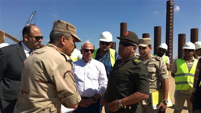 محافظ بورسعيد: 100 قفص في المرحلة الأولى من الاستزراع السمكي