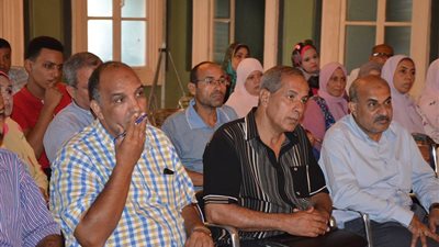 رئيس قطاع الآثار الإسلامية يناقش مشكلات القطاع مع مديري عموم المناطق