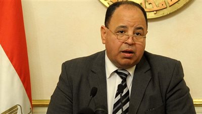 وزير المالية يكشف موعد رفع أسعار الوقود