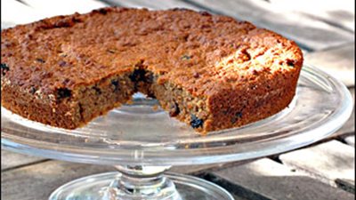 جربي كيكة العسل الأسود لمذاق جديد ومميز