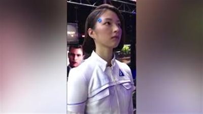 بالفيديو.. روبوت على شكل فتاة جميلة يثير الرعب