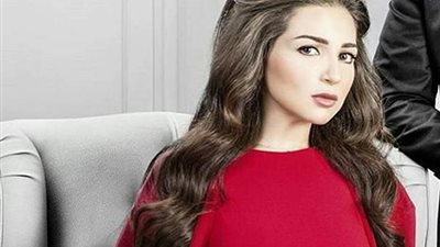 مى عز الدين تتعاقد على «هبوط اضطراري» بعد اعتذار ياسمين صبري