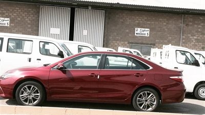 «تويوتا كامري» 2015 تصل إلى ميناء جدة