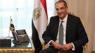 وزير الاتصالات يرأس اجتماع «مجلس البريد» بتشكيله الجديد