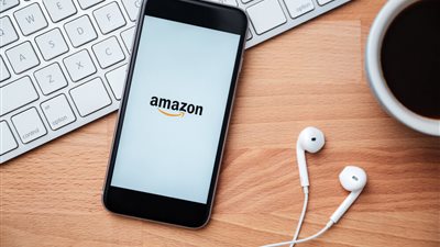 تطبيقات ينبغي تحميلها على الهاتف قبل التسوق.. «أمازون» لمعاينة المنتجات.. «التصوير الطيفي» لقياس مدى نضج الفاكهة والخضراوات..و«هاوك سباكس» يسمح بتحليل مكونات الأطعمة للتع