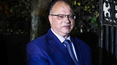 محافظ القاهرة يطالب رؤساء الأحياء بالتواجد الميداني