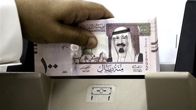 استقرار أسعار العملات العربية.. والريـال السعودي يسجل 237 قرشا