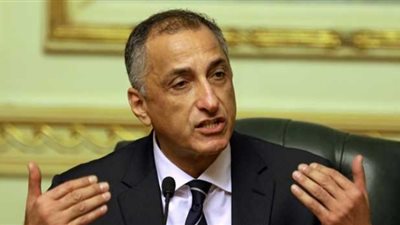 البنك المركزي يبقي على أسعار الفائدة على العائد والإقراض