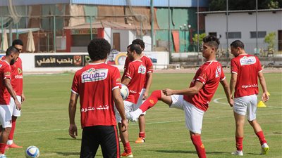الأهلي يختتم استعداداته بالقاهرة لمواجهة الزمالك