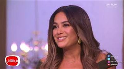 بالفيديو.. هند صبري تروي قصة مؤثرة لصراع صديقتها مع السرطان