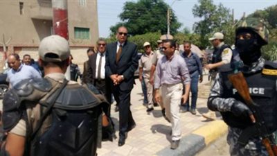 مساعد وزير الداخلية يقود حملة لإزالة 342 اشغالا ببني سويف(صور)