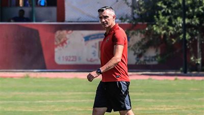 سفير فرنسا بمصر: كارتيرون مدرب محنك.. وسيفوز بالبطولات مع الأهلي