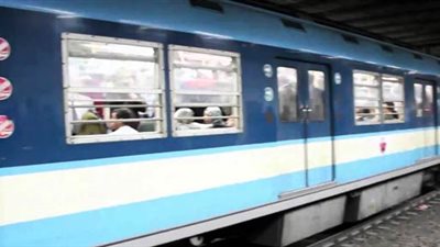 أعضاء الجماعة الإرهابية يحاولون إغلاق محطة مترو عزبة النخل