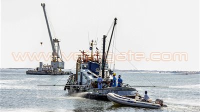 بالصور.. «مناورة افتراضية لمكافحة التلوث» بقناة السويس