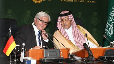 وزير خارجية السعودية: القوات الإيرانية تحتل سوريا والعراق