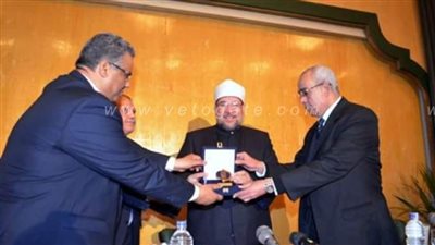 اخبار ماسبيرو | تكريم وزير الأوقاف من معهد الإذاعة والتليفزيون